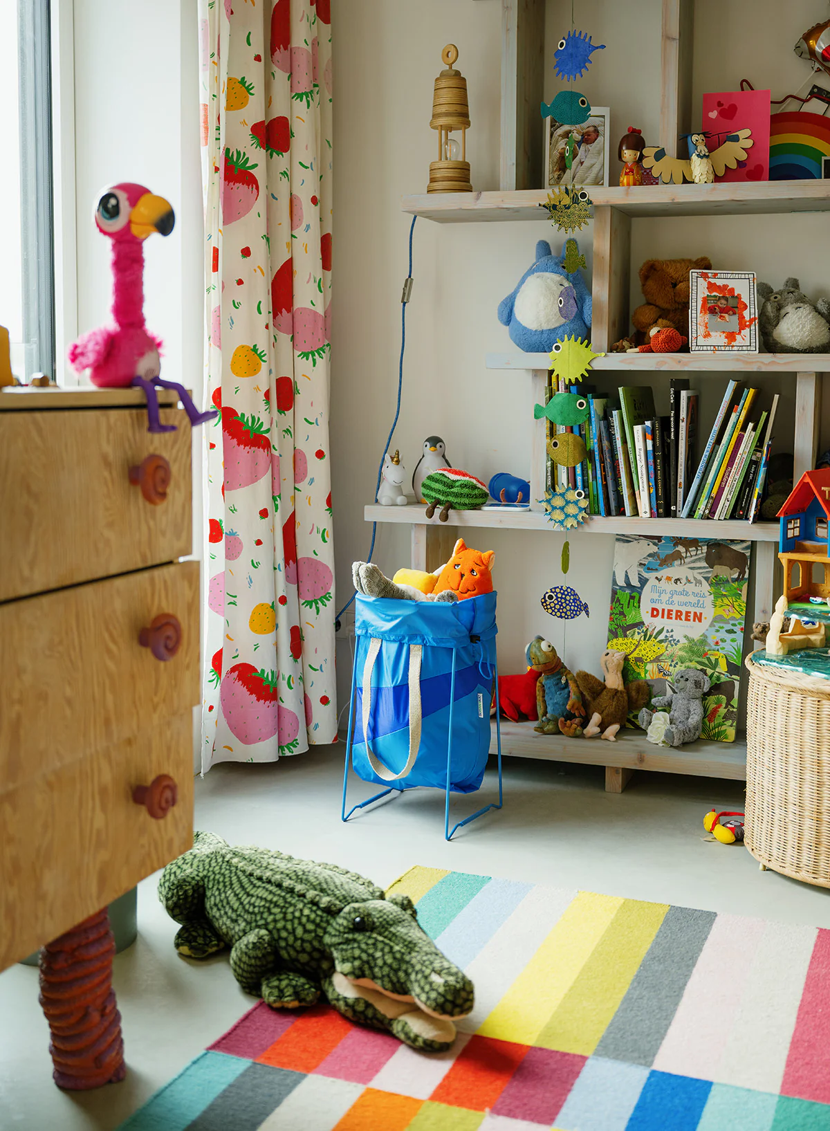 Trash Rack Blue Medium - Image 4